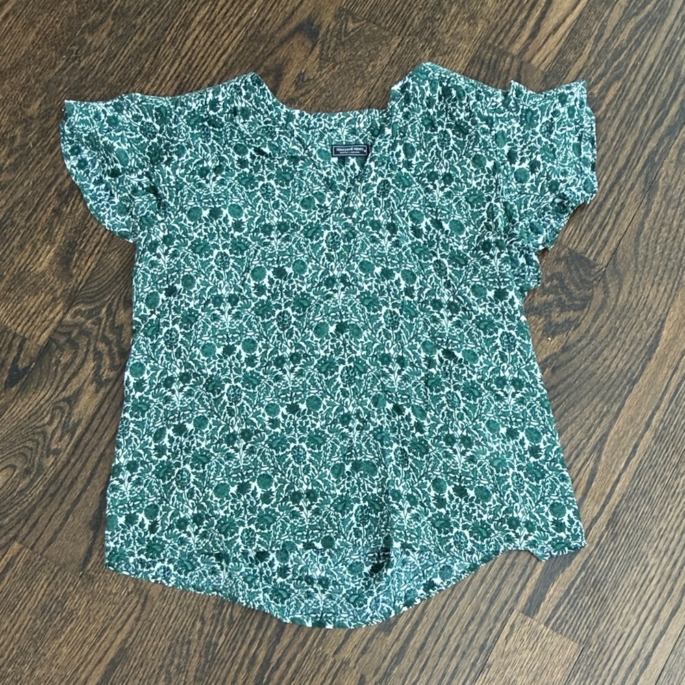 Vineyard Vines Green and White Floral Short Sleeve Blouse